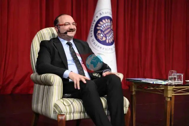 Rektör Hacımüftüoğlu Geleceğin Doktor Adaylarıyla Buluştu