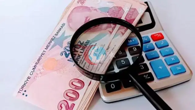 2026 Yılı İçin Memur ve Emekli Maaş Zamları: SSK ve Bağ-Kur'a Ek Ödeme Farkları