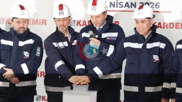 Bakan Bayraktar, Çağrı Bey Sondaj Gemisi'nin Somali'deki İlk Görevini Duyurdu