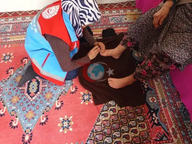 Tomarza'da Yaşlılar Haftası'nda Örnek Destek