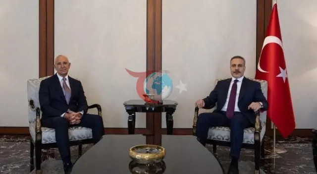 Dışişleri Bakanı Fidan, ABD Büyükelçisi Barrack ile Görüştü