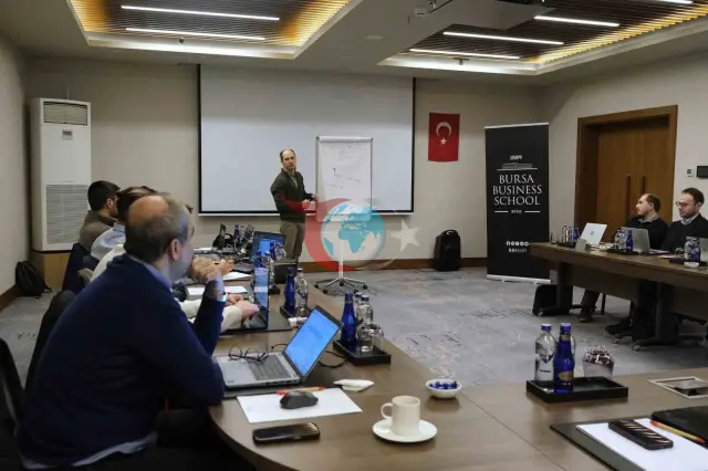 Bursa Business School'da Yapay Zeka ile Verimlilik Artışı Eğitimi
