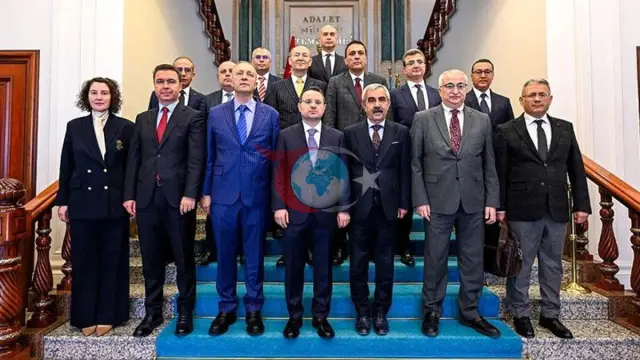 Bakan Gürlek: Yargıda Birlik Derneği, FETÖ'ye Karşı Kararlı Bir Mücadele Yürüttü