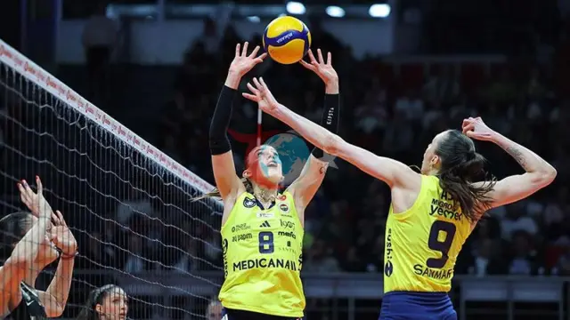 Fenerbahçe Medicana, VakıfBank Karşısında Mağlup Oldu: 0-3