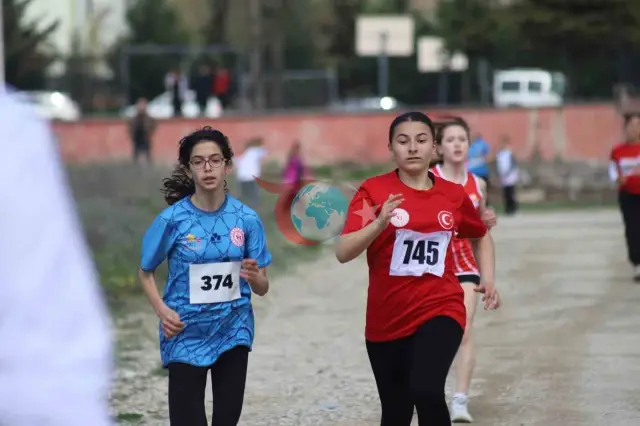 Karabük'te Anadolu Yıldızlar Ligi Atletizm Kros Yarışları Tamamlandı