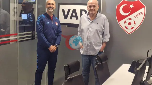 Ahmet Çakar, VAR Tartışmalarına Son Verdi: İnsan Müdahalesi İmkansız...