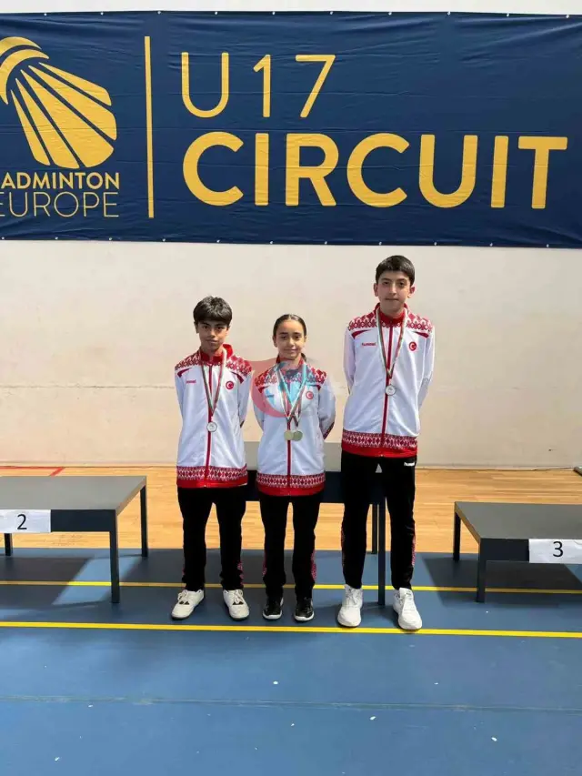 Kayserili Badmintoncular Bulgaristan'da Madalya Kazandı