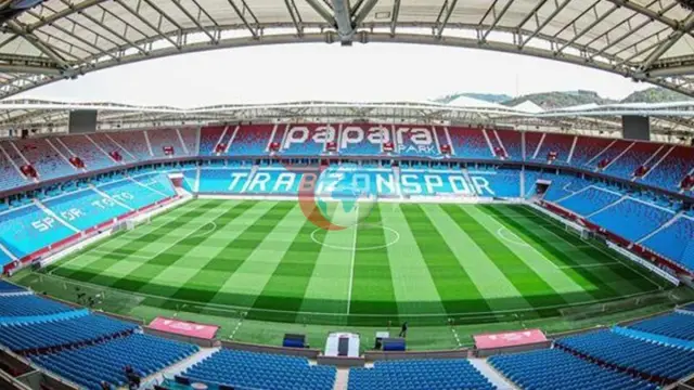 PFDK'dan Trabzonspor'a Ağır Tribün Yaptırımı