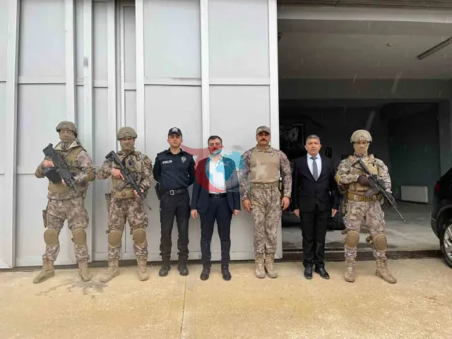 Dicle Kaymakamı Atış, Polis Haftasında Emniyet Mensuplarıyla Buluştu