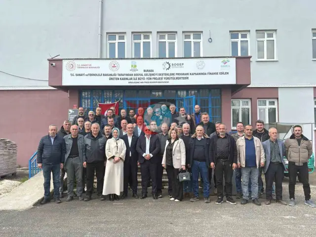 AK Parti Manyas İlçe Teşkilatı Muhtarlarla Buluştu