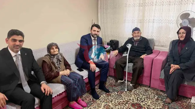 Karabük'te Erdoğan'a Dualarla Destek: Sıcak Bir Karşılaşma