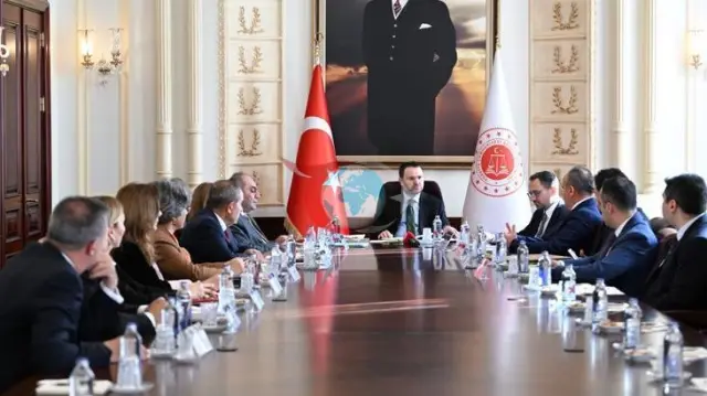 Adalet Bakanı Gürlek, Türkiye Noterler Birliği ile Kritik Görüşme Gerçekleştirdi