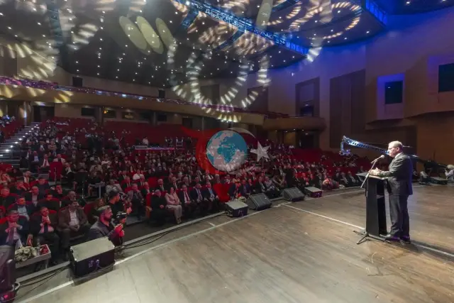 Başkan Seçer: "Mersin'in Geleceğini Daha Parlak Hale Getireceğiz"