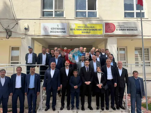 Gercüş’te Muhtarlar, Kaymakam Uzun'u Makamında Ziyaret Etti