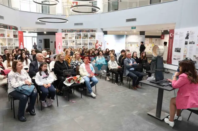 Nilüfer Sağlık Buluşmaları'nda Aşıların Hayati Önemi Tartışıldı