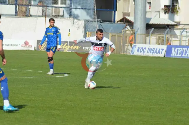 Sökeli Anıl Taşdemir Futbol Sahalarına Veda Etti