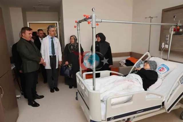 Vali Aydoğdu, hastane ziyaretinde bulundu
