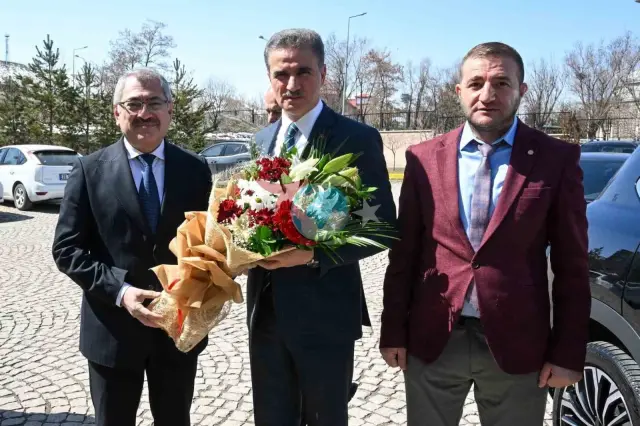 Vali Baruş İl Müftülüğünü Ziyaret Etti ve Çalışmalar Hakkında Bilgilendirildi