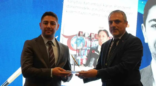 İHA'nın Başarısı: Ekonomi Basınına Altın Kalem Ödülü