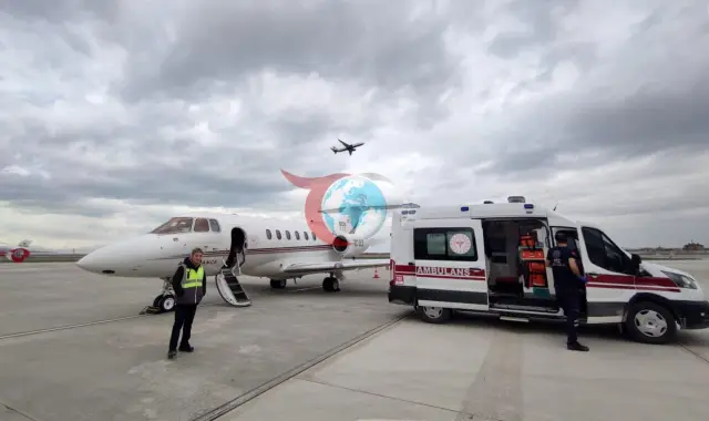 Van'da Yeni Doğan Bebek İçin Ambulans Uçak Görevlendirildi