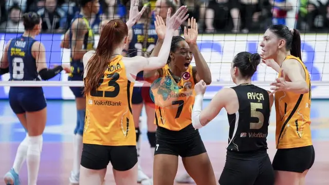 VakıfBank Sultanlar Ligi'nde Zaferini İlan Etti!