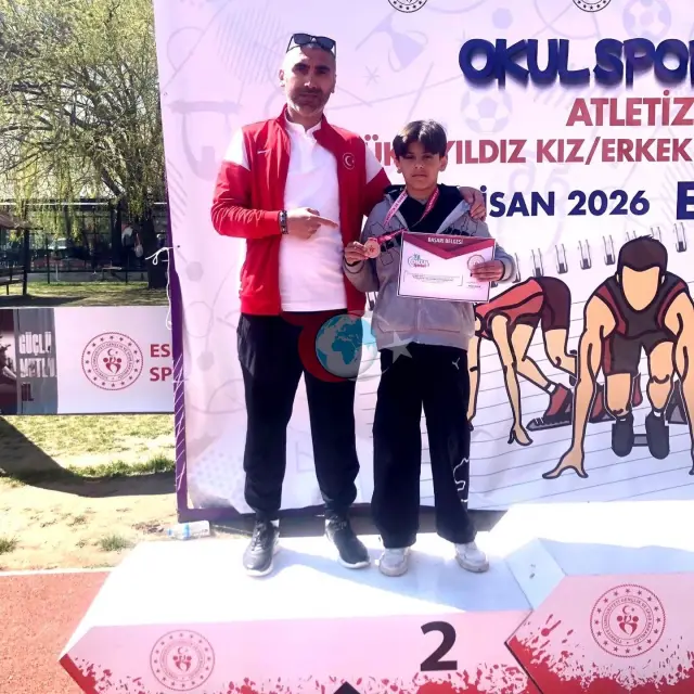 Bilecik'in Genç Sporcuları Madalya Yağmuruna Tutuldu