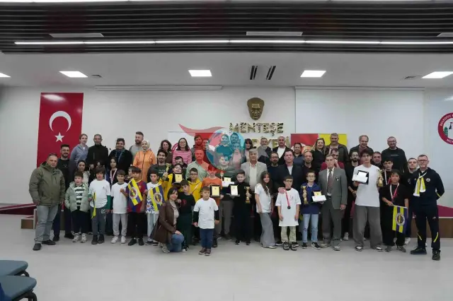 23 Nisan Menteşe’de Satranç Turnuvası ile Kutlandı
