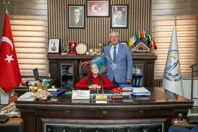 Çameli'de Başkanlık Koltuğu Erva Yıldırım'a Emanet