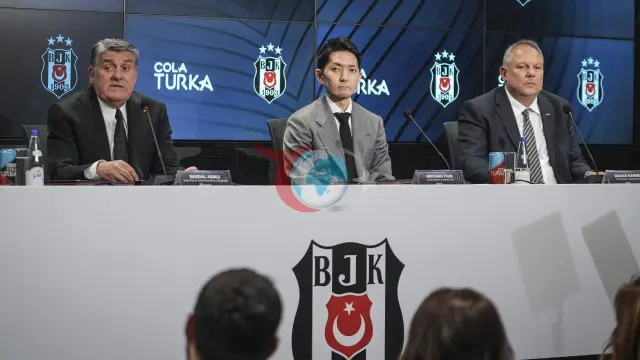 Beşiktaş ve Cola Turka Yıllar Sonra Yeniden Bir Arada: Şort Ön Sponsoru Oldular