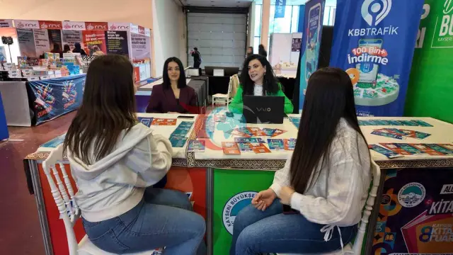 Kayseri Kitap Fuarı'nda Çocukların Yüzü Gülüyor