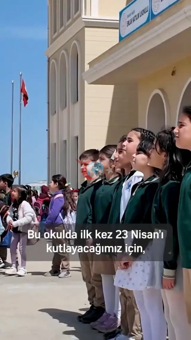 Deprem Sonrası İlk 23 Nisan: Bakan Kurum Diyarbakır'da Öğrencilerle Buluştu