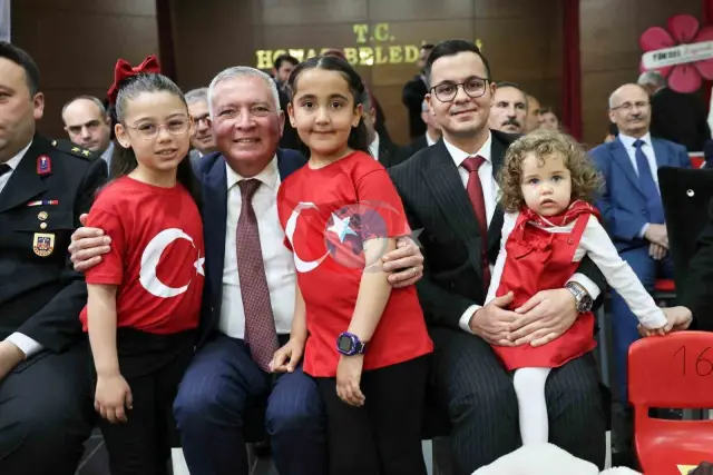 Honaz'da 23 Nisan Bayramı Sevincin ve Hüznün Harmanı Oldu