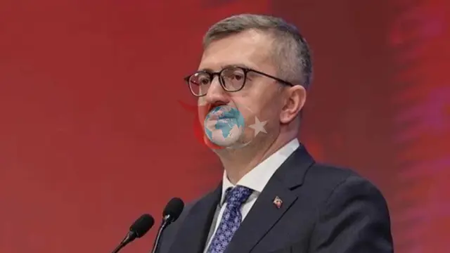 Burhanettin Duran'dan Derbiye Anlamlı Mesaj: Galatasaray ve Fenerbahçe'ye Övgü