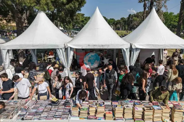 İzmir Kültürpark’ta Edebiyat Şöleni Sona Erdi