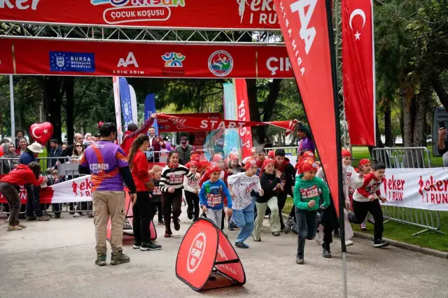 Eker I Run 23 Nisan Çocuk Koşusu: Bayram Coşkusu Sporda Buluştu
