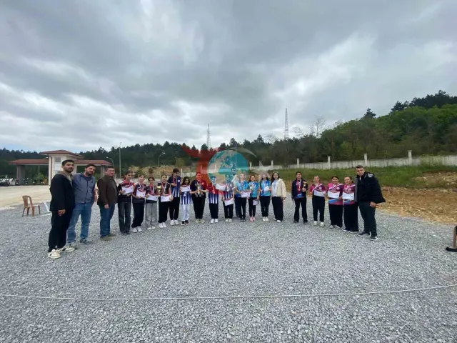 Cumayeri Ortaokulu, Küçük Kızlar Bocce Turnuvasında Şampiyon