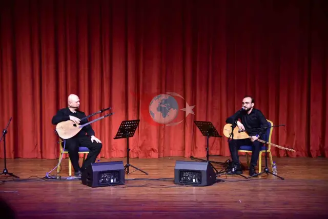 Atakum'da Coşkulu 23 Nisan Konseri: Anadolu'nun Türküleri Seslendirildi