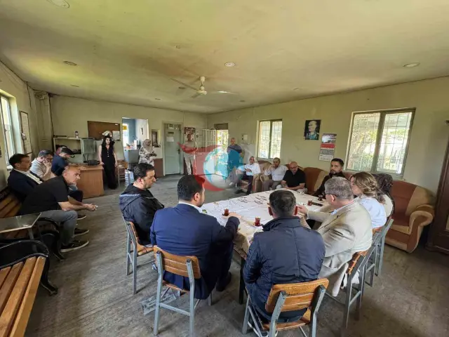 AK Parti Denizli İl Başkanı Subaşıoğlu Minibüsçülerin Yanında