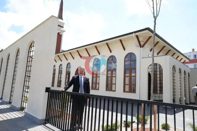 Selçuklu Mahallesi'ndeki Yeni Hayrat Camii İbadete Açılmaya Hazırlanıyor