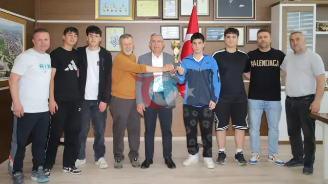 Köşk Belediye Doğanspor Hentbol Takımı Türkiye Şampiyonası'nda Sahnede