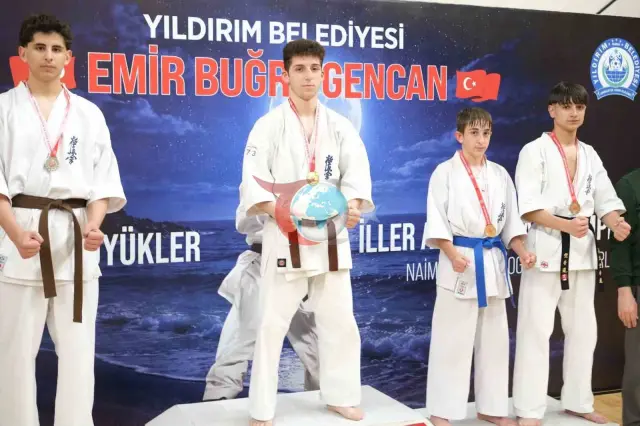 Yıldırım'ın Karatecileri Madalyaları Topladı