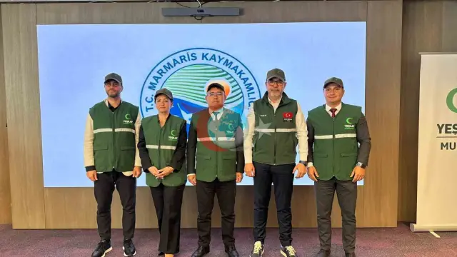 Yeşilay, Marmaris'te Gençler İçin Masa Tenisi Turnuvası Düzenliyor