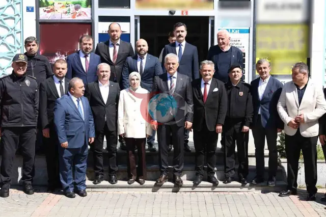 Vali Makas, Cumayeri'nde Halkın Sorunlarını Dinledi