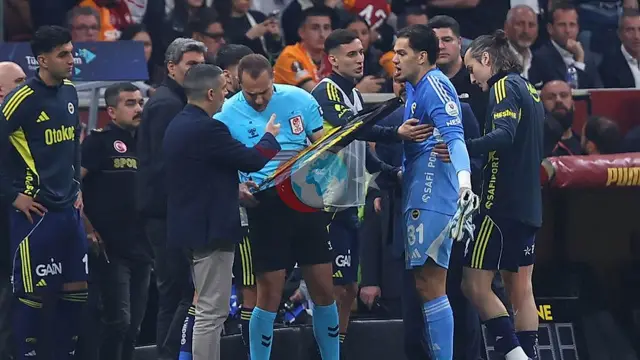 Ederson'un Geleceği Netleşiyor: Suudi Arabistan'a Transfer İddiası