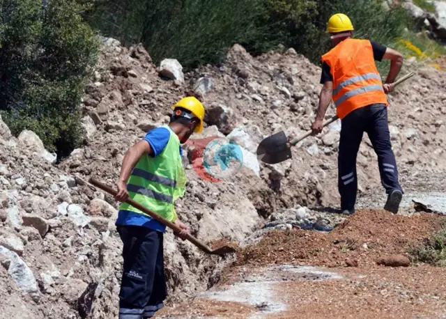 Seydikemer'de Çatak Mahallesi İçme Suyu Hattı Yenileme Çalışmaları Başladı