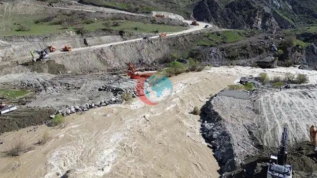 TSK, Hakkari-Van Yolunda Yeni Panel Köprü İnşa Ediyor