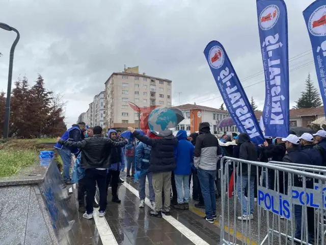 Eskişehir'de 1 Mayıs Etkinlikleri Güvenlik Önlemleri Altında Gerçekleşiyor
