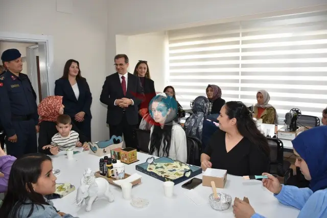 Salihli'de Yeni Aile Destek Merkezi Faaliyete Başladı