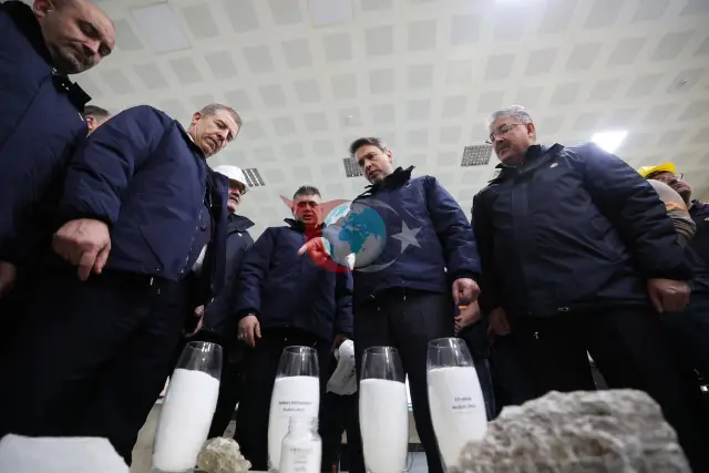 Bakan Bayraktar'dan Kırka'da Önemli Ziyaret ve Yatırım Haberi