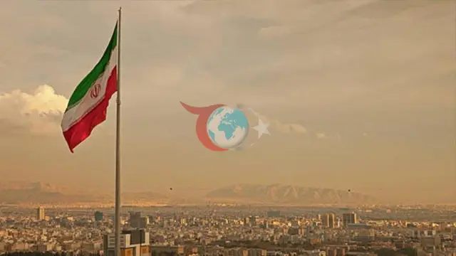 Tahran'da alışveriş merkezi yangını: 8 kişi hayatını kaybetti